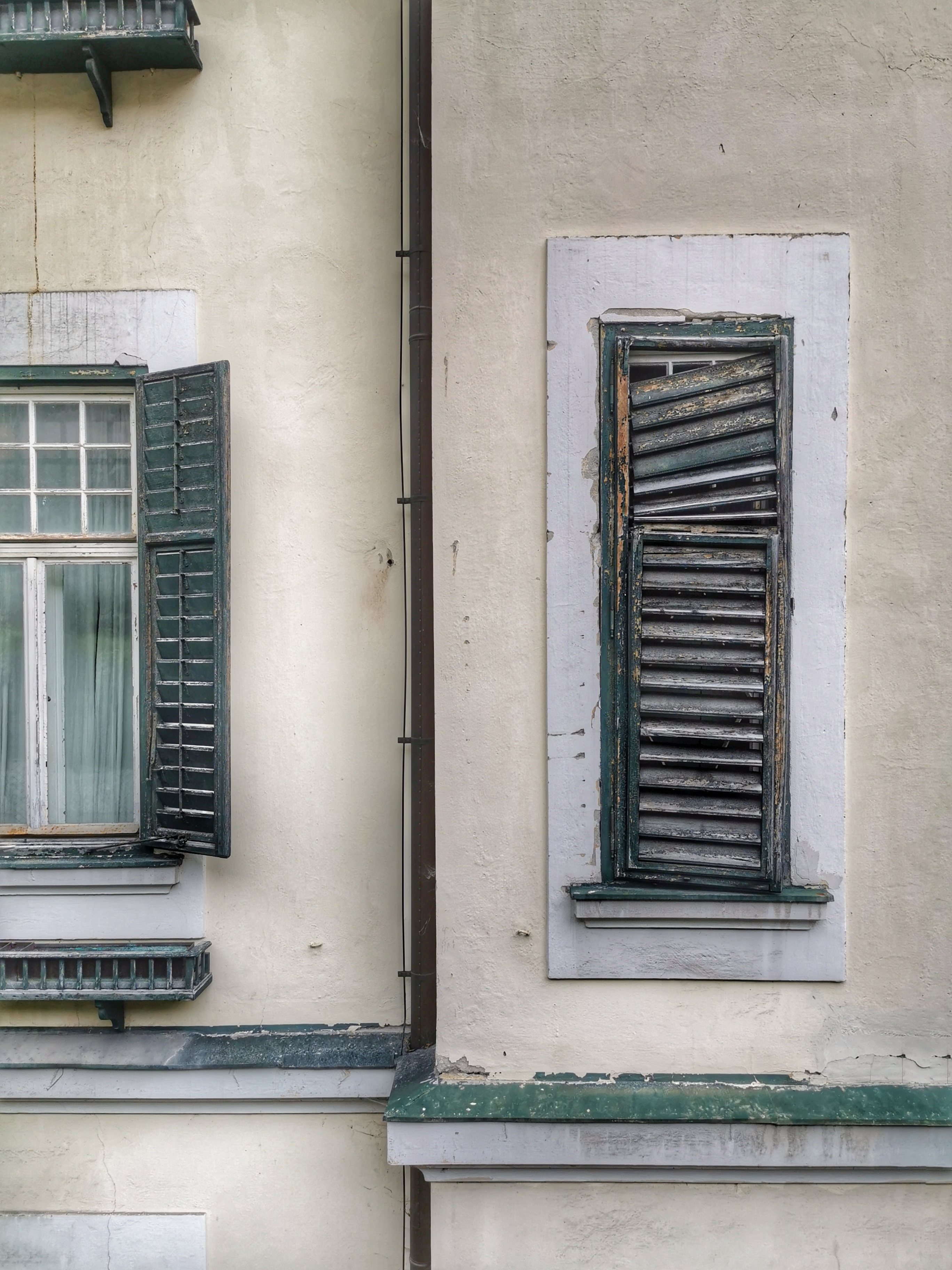 An old window shutter in Bad Gastein