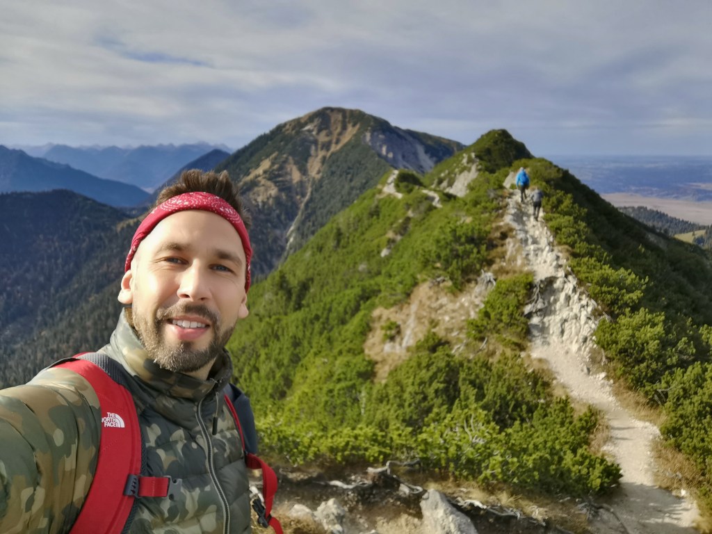 A selfie on the ridge between Herzogstand and Heimgarten