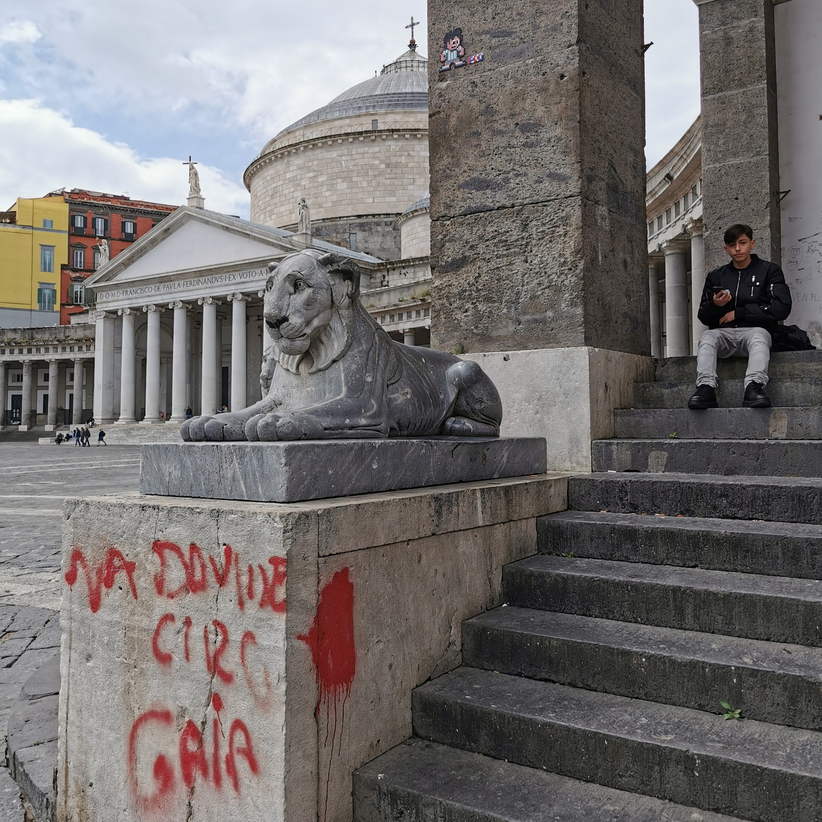 Piazza Plebiscito in Naples